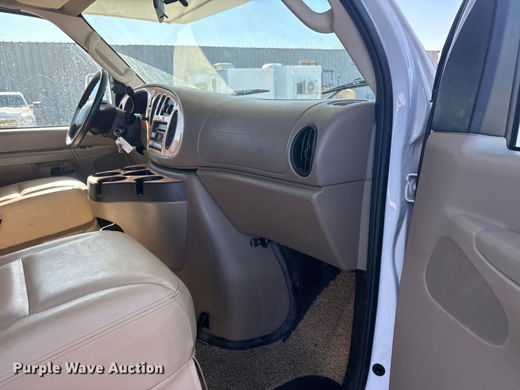 image for item EG1891 2007 Jayco Inc Greyhawk  RV