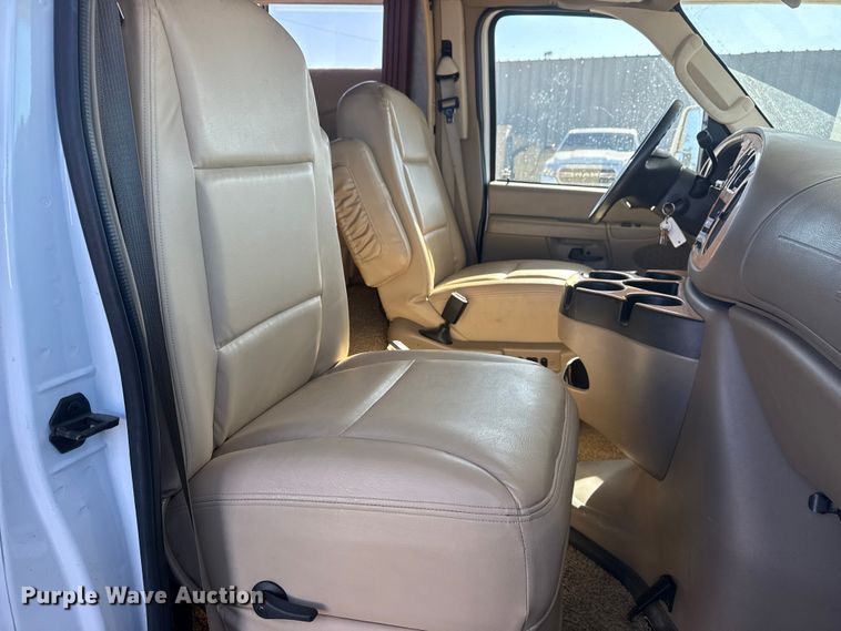 image for item EG1891 2007 Jayco Inc Greyhawk  RV