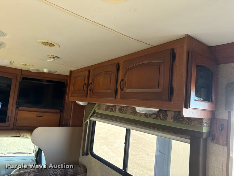 image for item EG1891 2007 Jayco Inc Greyhawk  RV