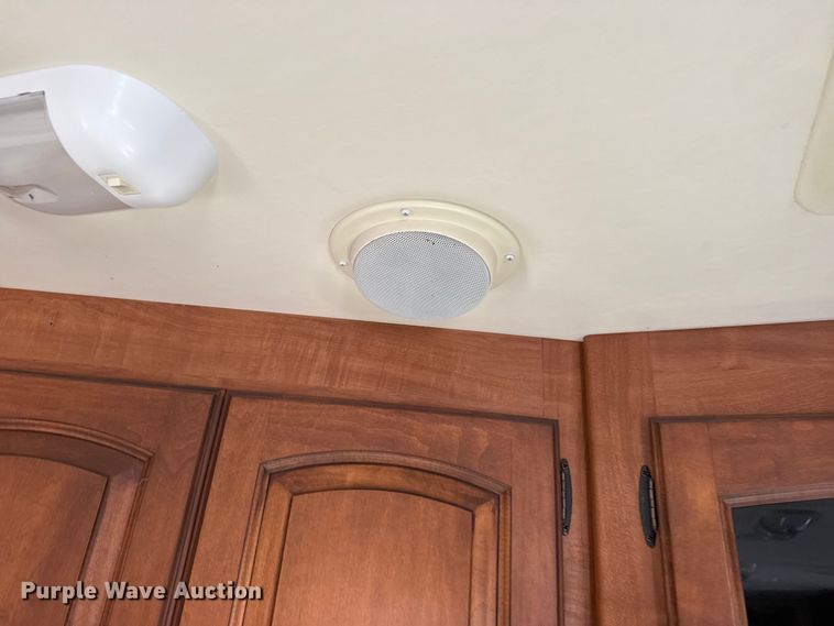 image for item EG1891 2007 Jayco Inc Greyhawk  RV