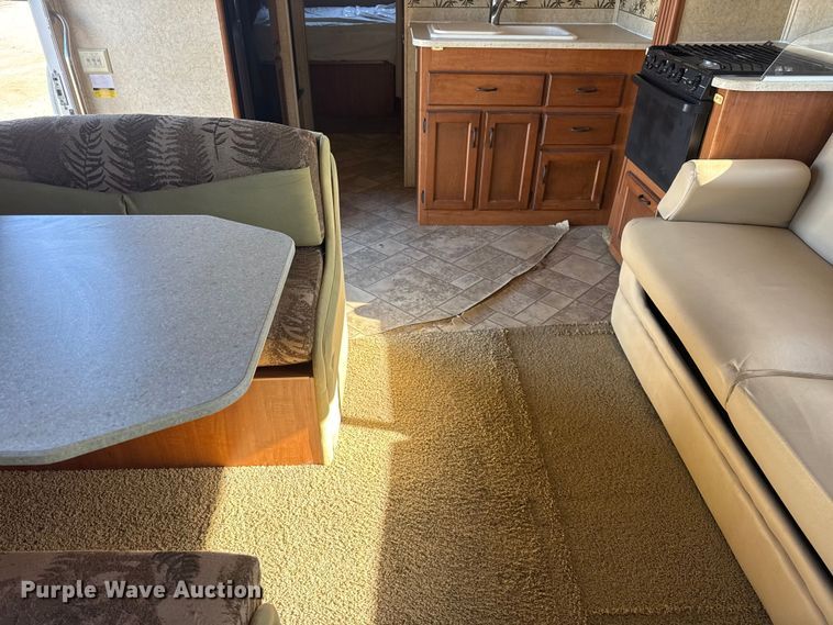 image for item EG1891 2007 Jayco Inc Greyhawk  RV