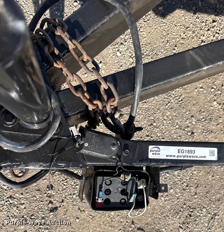 image for item EG1893 2015 Diamond Cargo TA-5200 enclosed cargo trailer