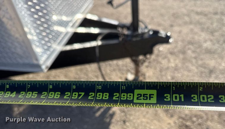 image for item EG1893 2015 Diamond Cargo TA-5200 enclosed cargo trailer