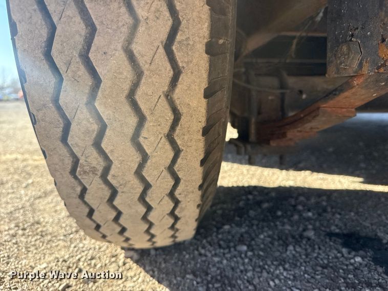 image for item EG1893 2015 Diamond Cargo TA-5200 enclosed cargo trailer