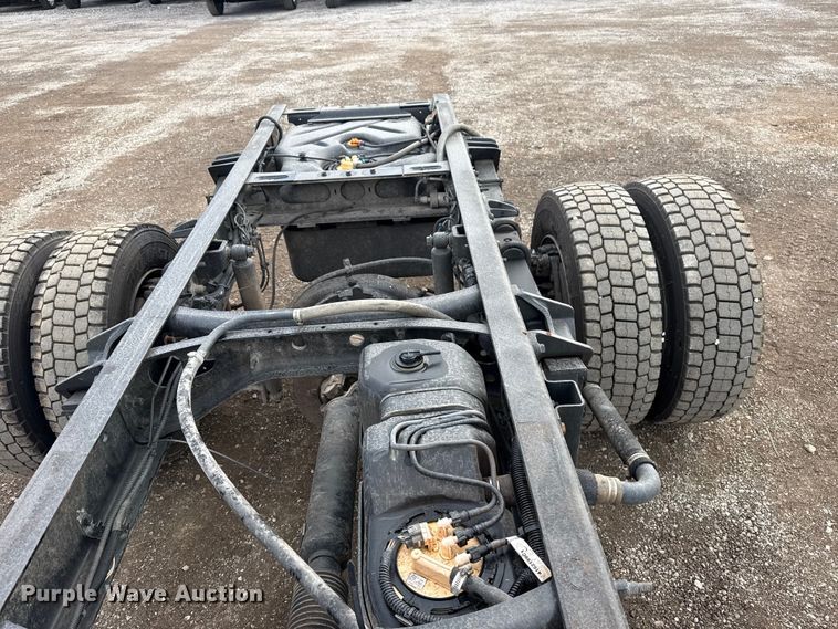 image for item EG1933 2021 Chevrolet Silverado 5500HD truck cab and chassis