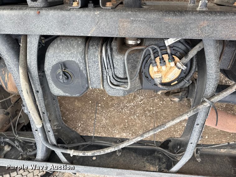 image for item EG1933 2021 Chevrolet Silverado 5500HD truck cab and chassis