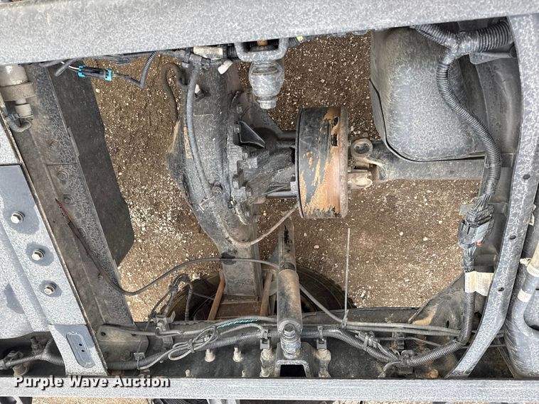 image for item EG1933 2021 Chevrolet Silverado 5500HD truck cab and chassis