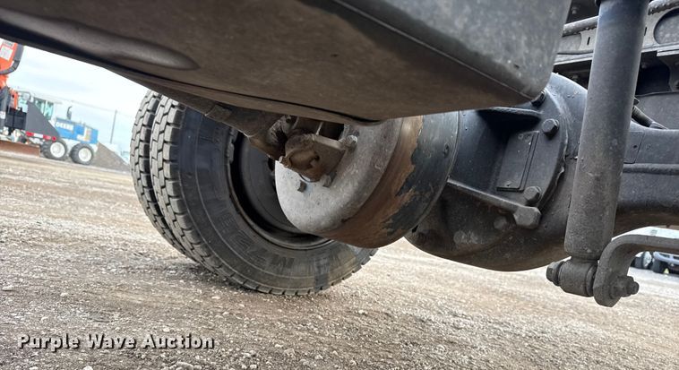 image for item EG1933 2021 Chevrolet Silverado 5500HD truck cab and chassis