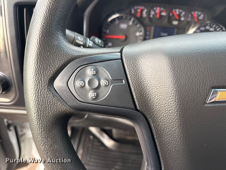 image for item EG1933 2021 Chevrolet Silverado 5500HD truck cab and chassis