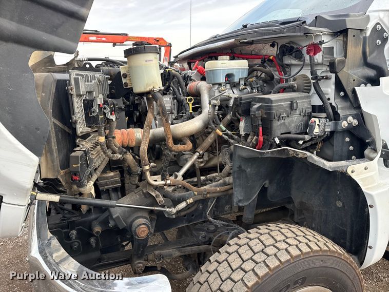 image for item EG1933 2021 Chevrolet Silverado 5500HD truck cab and chassis