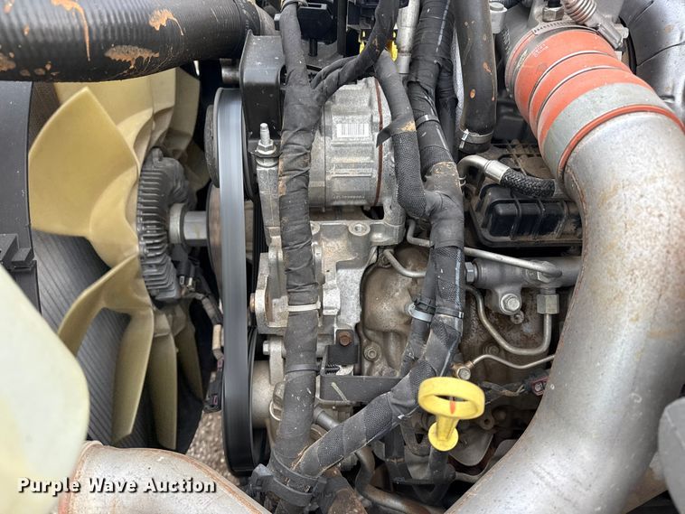 image for item EG1933 2021 Chevrolet Silverado 5500HD truck cab and chassis