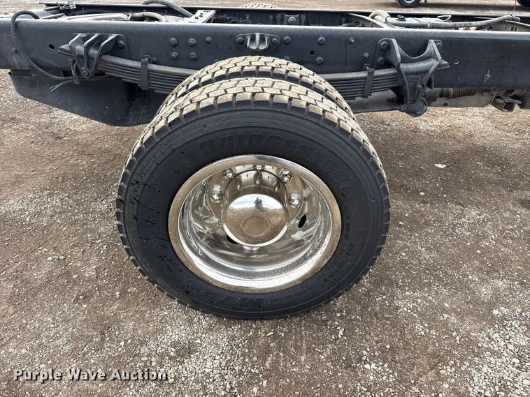 image for item EG1933 2021 Chevrolet Silverado 5500HD truck cab and chassis