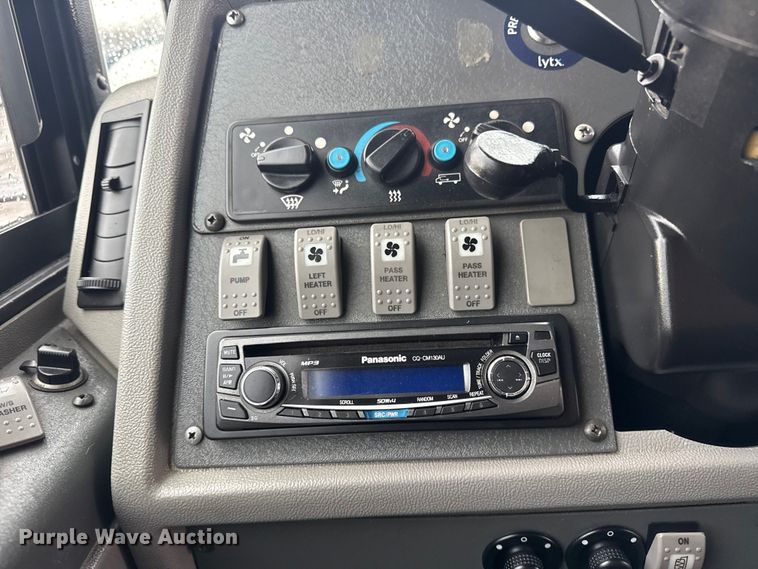 image for item EG1943 2012 Thomas Built school bus