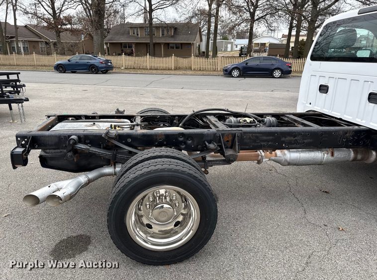 image for item EN0168 2016 Ford F550 truck cab and chassis