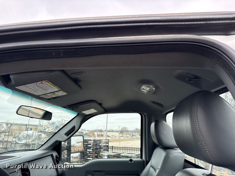 image for item EN0168 2016 Ford F550 truck cab and chassis