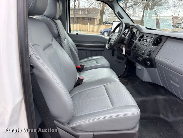 image for item EN0168 2016 Ford F550 truck cab and chassis