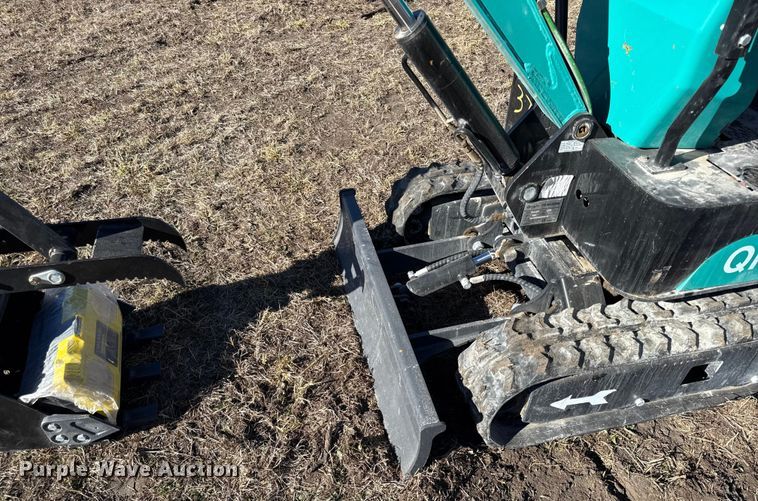 image for item EN0240 2025 CFG industrial QH12R mini excavator