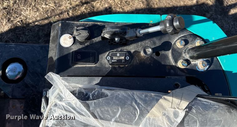 image for item EN0240 2025 CFG industrial QH12R mini excavator