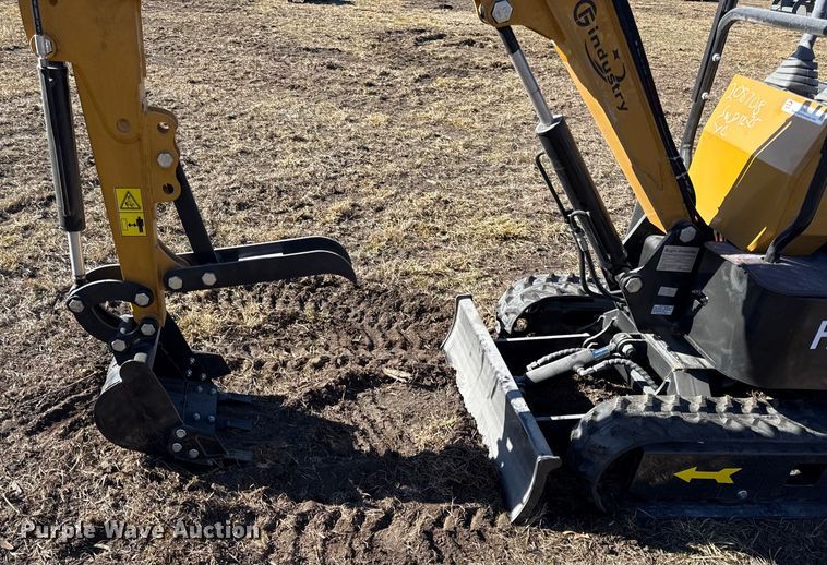 image for item EN0241 2025 CFG industrial H12R mini excavator