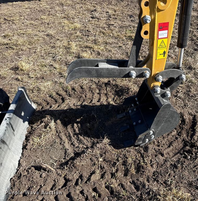 image for item EN0241 2025 CFG industrial H12R mini excavator