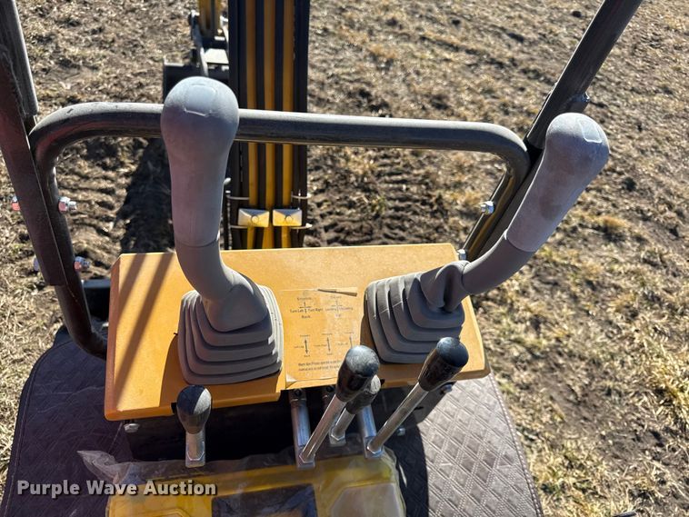 image for item EN0241 2025 CFG industrial H12R mini excavator