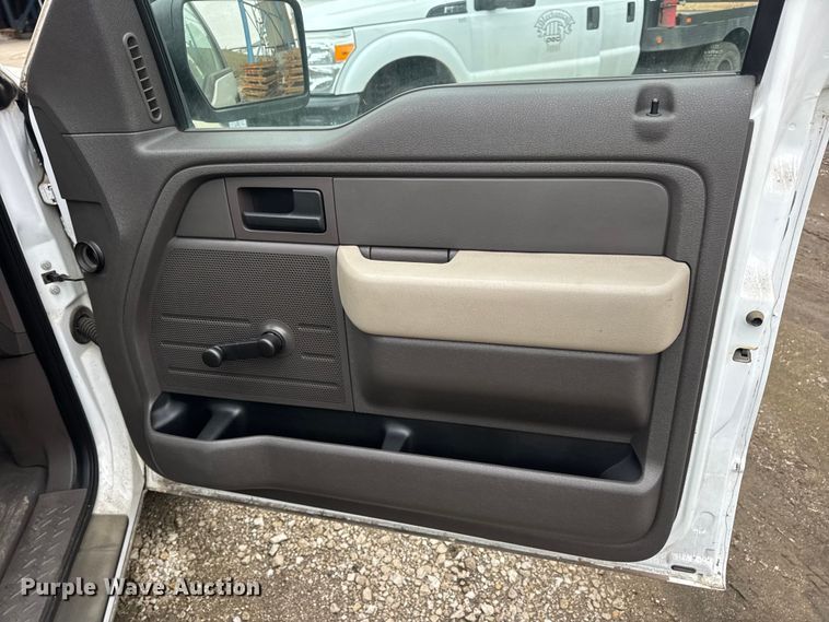 image for item EN0797 2010 Ford F150 Ext. Cab pickup truck