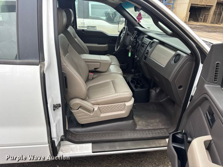 image for item EN0797 2010 Ford F150 Ext. Cab pickup truck