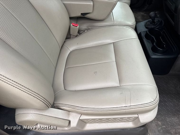 image for item EN0797 2010 Ford F150 Ext. Cab pickup truck