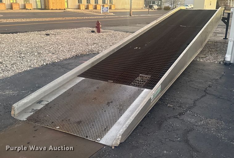 image for item EN0838 ECOA YardRamp loading dock ramp
