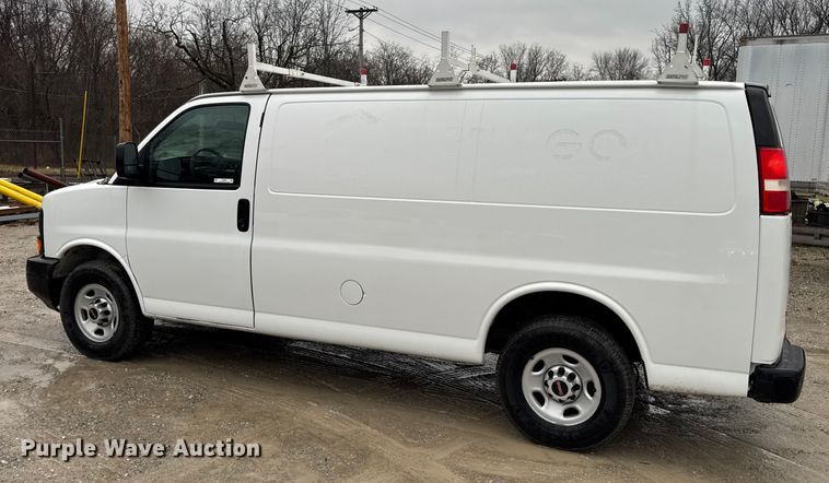 image for item EN0839 2014 GMC Savana G2500 van