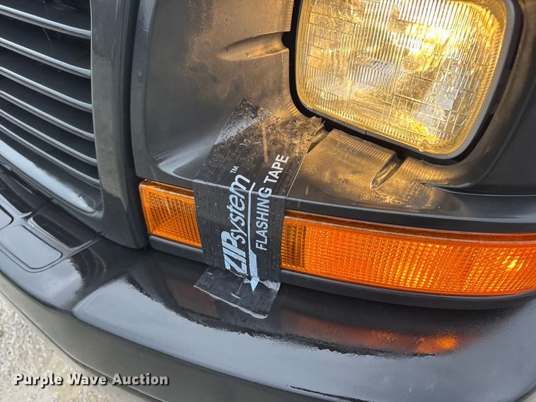 image for item EN0839 2014 GMC Savana G2500 van