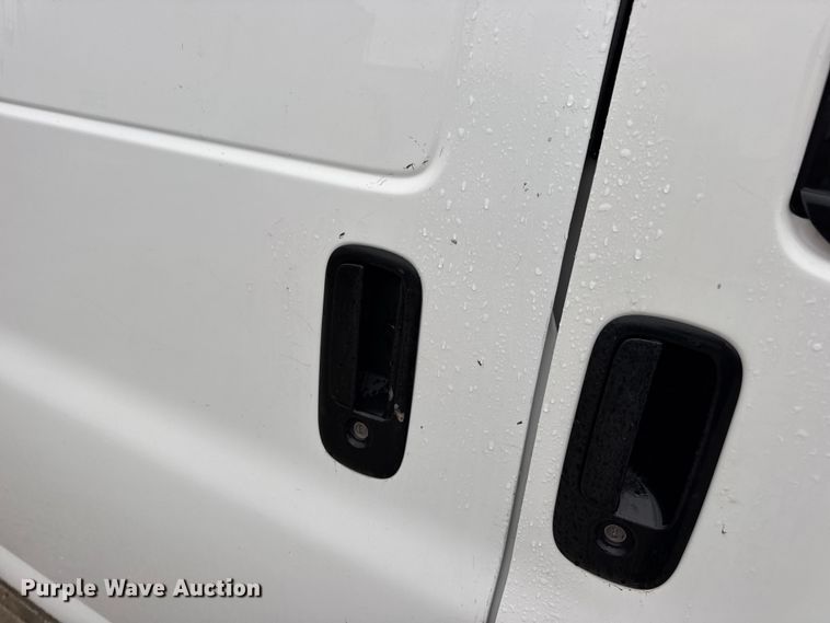 image for item EN0839 2014 GMC Savana G2500 van