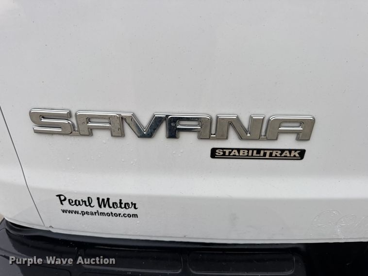 image for item EN0839 2014 GMC Savana G2500 van