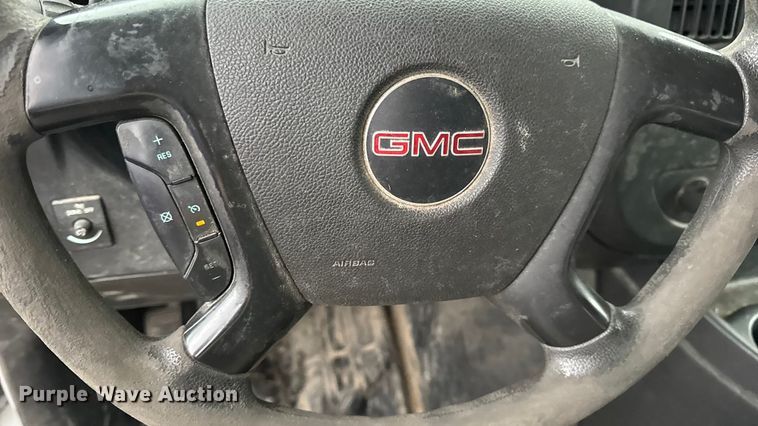 image for item EN0839 2014 GMC Savana G2500 van
