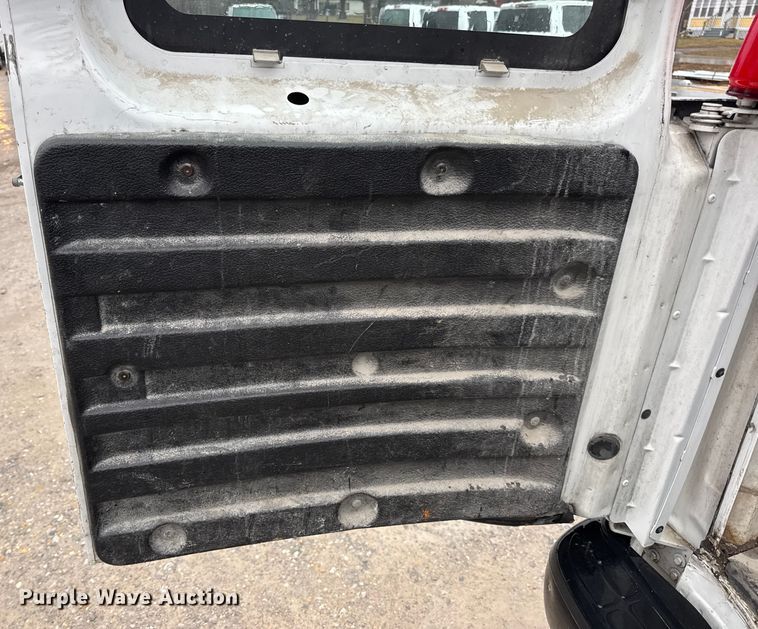 image for item EN0839 2014 GMC Savana G2500 van