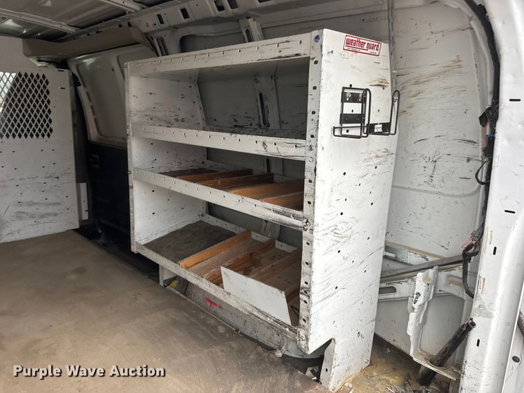 image for item EN0839 2014 GMC Savana G2500 van