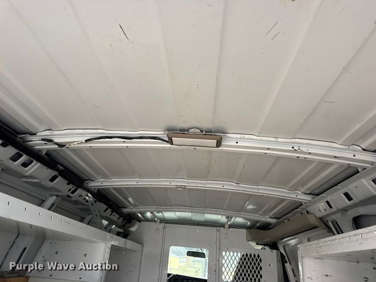 image for item EN0839 2014 GMC Savana G2500 van