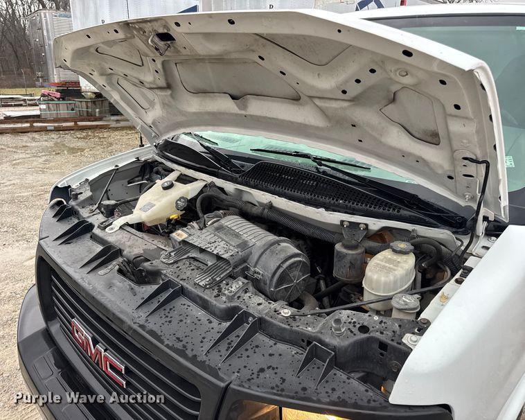 image for item EN0839 2014 GMC Savana G2500 van