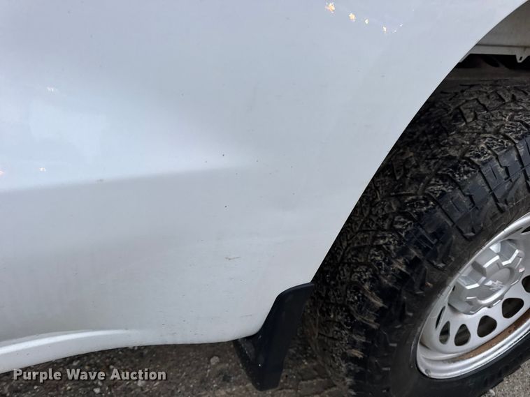 image for item EN0840 2019 Chevrolet Silverado 1500 Ext. Cab pickup truck