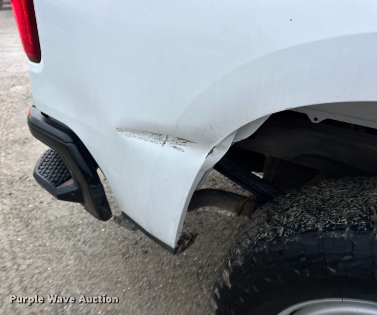 image for item EN0840 2019 Chevrolet Silverado 1500 Ext. Cab pickup truck