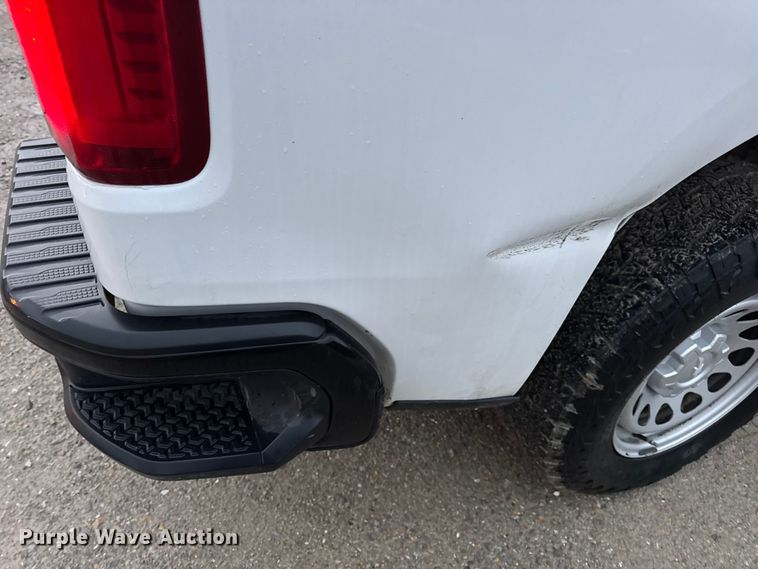 image for item EN0840 2019 Chevrolet Silverado 1500 Ext. Cab pickup truck