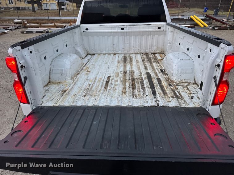 image for item EN0840 2019 Chevrolet Silverado 1500 Ext. Cab pickup truck