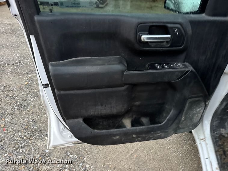 image for item EN0840 2019 Chevrolet Silverado 1500 Ext. Cab pickup truck