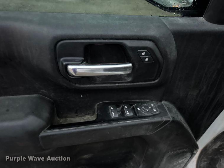 image for item EN0840 2019 Chevrolet Silverado 1500 Ext. Cab pickup truck