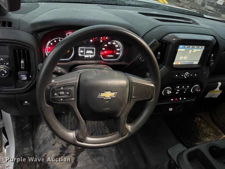 image for item EN0840 2019 Chevrolet Silverado 1500 Ext. Cab pickup truck