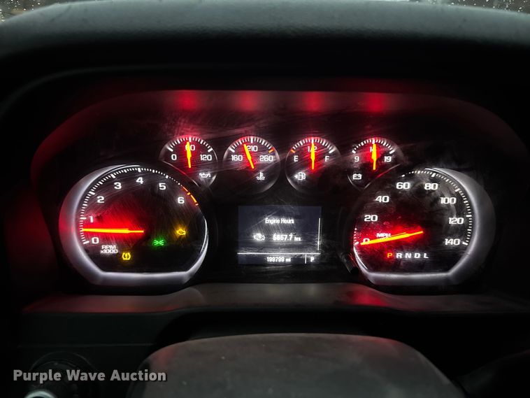 image for item EN0840 2019 Chevrolet Silverado 1500 Ext. Cab pickup truck