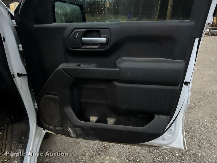 image for item EN0840 2019 Chevrolet Silverado 1500 Ext. Cab pickup truck