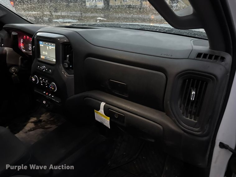 image for item EN0840 2019 Chevrolet Silverado 1500 Ext. Cab pickup truck