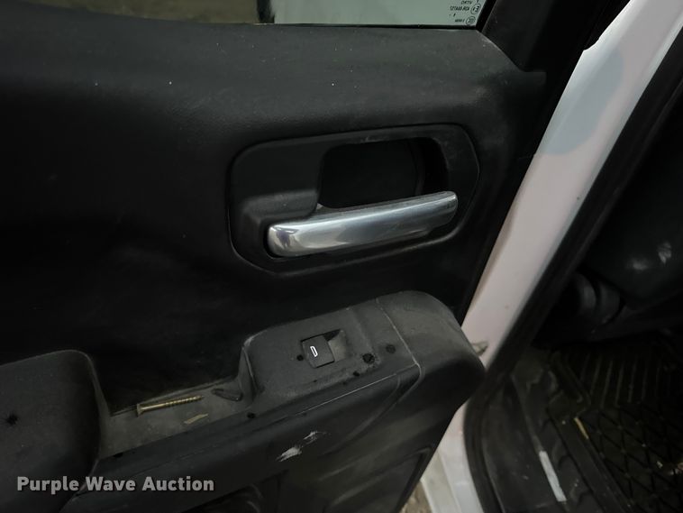 image for item EN0840 2019 Chevrolet Silverado 1500 Ext. Cab pickup truck