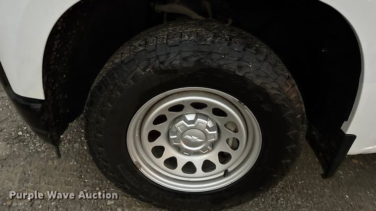 image for item EN0840 2019 Chevrolet Silverado 1500 Ext. Cab pickup truck